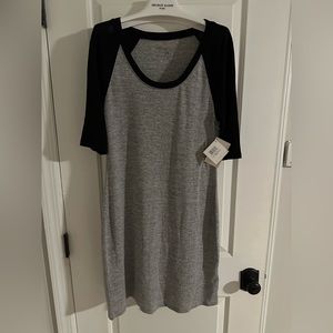 NWT Rosie Pope Derek maternity dress size medium. Grey and black.